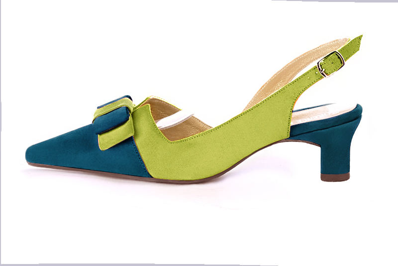 Peacock blue and pistachio green women's open back shoes, with a knot. Tapered toe. Low kitten heels. Profile view - Florence KOOIJMAN